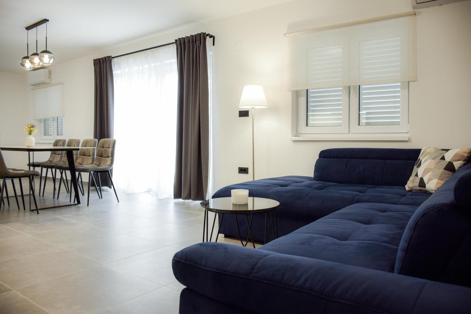 Apartments Petra Рисика Екстериор снимка